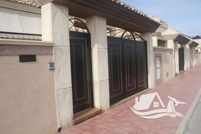 Prodej rodinného domu, Torrevieja, Španělsko, 225 m2