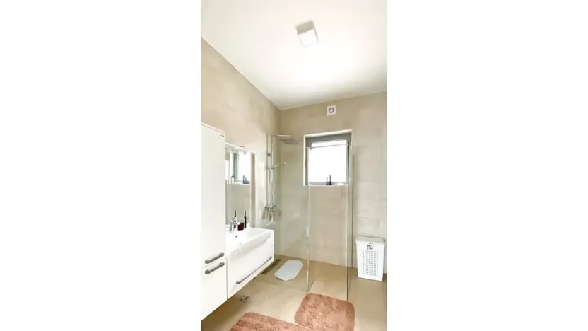 Prodej vily, Kumbor, Černá Hora, 320 m2