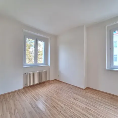 Pronájem bytu 2+kk, Praha - Strašnice, Černokostelecká, 47 m2
