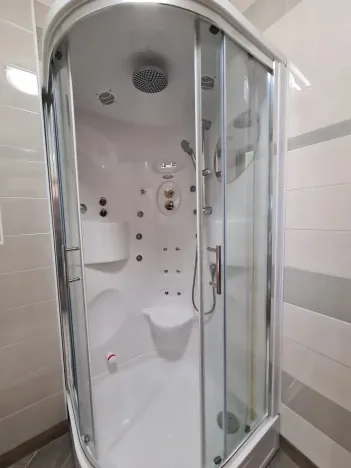 Prodej bytu 4+kk, Pula, Chorvatsko, 305 m2