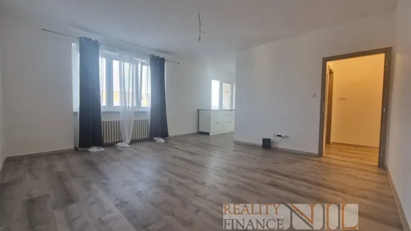 Prodej bytu 3+1, Plzeň, Waltrova, 79 m2