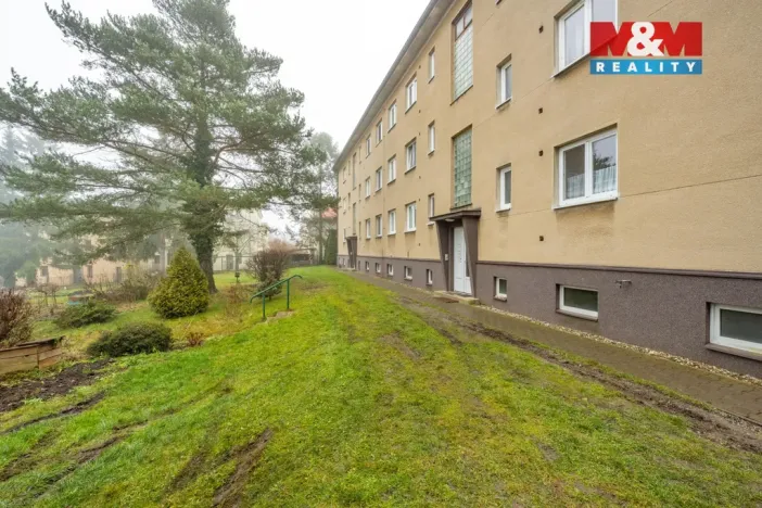 Prodej bytu 3+1, Hostivice, Školská, 61 m2