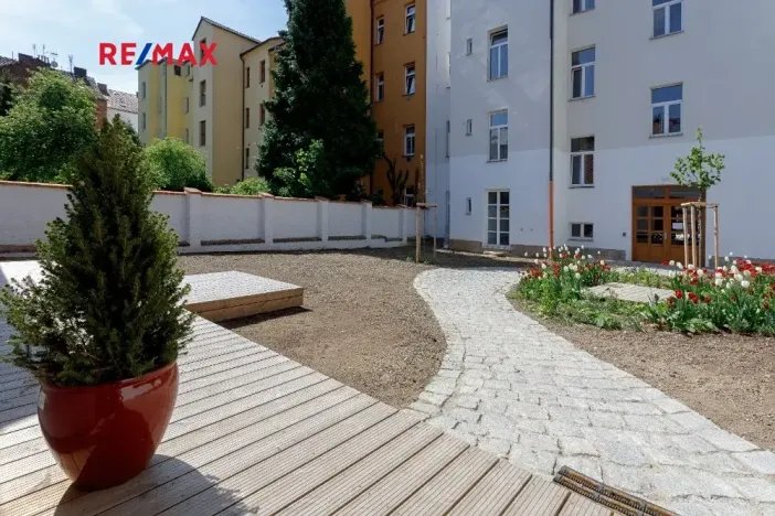 Pronájem bytu 3+kk, Plzeň, Jablonského, 75 m2