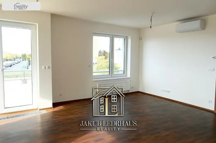 Pronájem bytu 2+kk, Praha - Kamýk, Zimova, 57 m2