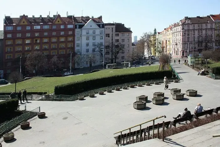 Pronájem bytu 2+kk, Praha - Vršovice, Holandská, 43 m2