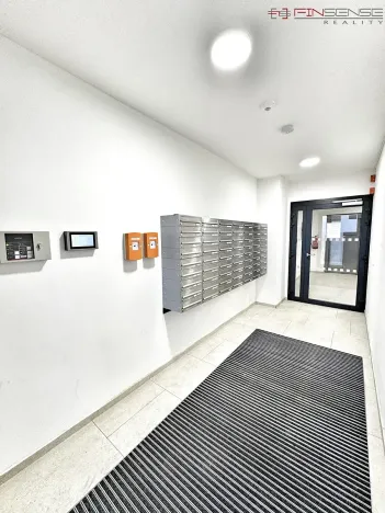 Pronájem bytu 1+kk, Kladno, Štěpána Rautenstraucha, 31 m2