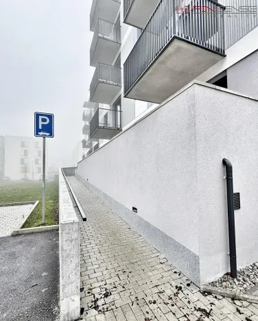 Pronájem bytu 1+kk, Kladno, Štěpána Rautenstraucha, 31 m2