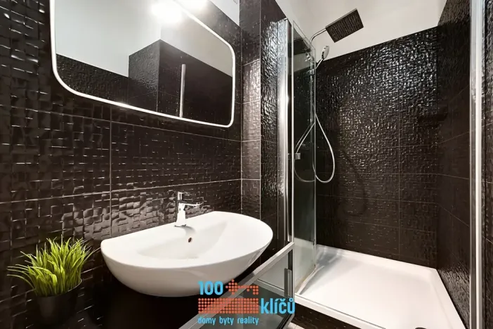 Prodej bytu 1+kk, Praha - Motol, Podhorská, 30 m2