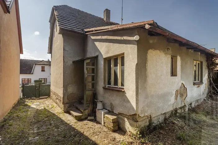 Prodej pozemku pro bydlení, Praha - Dubeč, Starodubečská, 839 m2