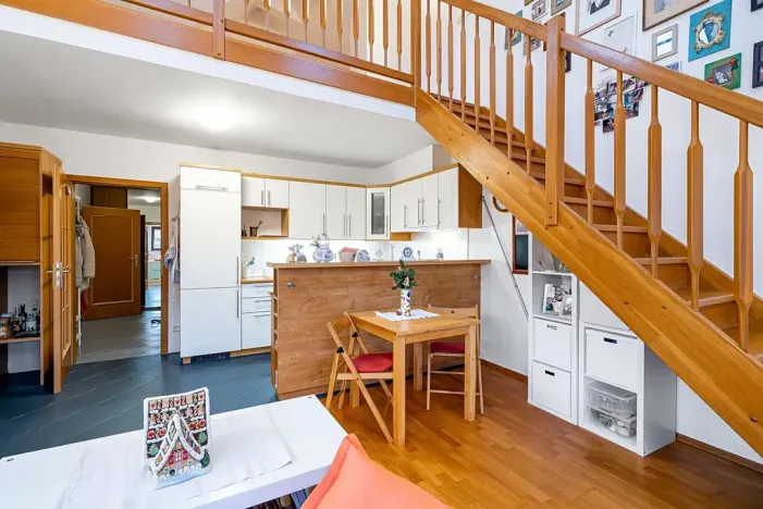 Prodej bytu 3+kk, Beroun, Náměstí Joachima Barranda, 81 m2