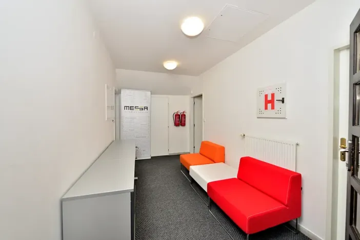 Pronájem kanceláře, Praha - Malá Chuchle, Zbraslavská, 87 m2