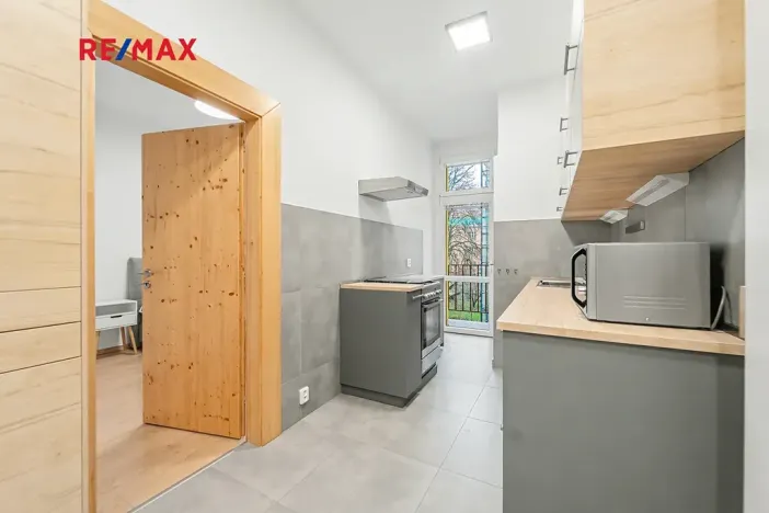 Pronájem bytu 2+1, Praha - Žižkov, Hartigova, 56 m2