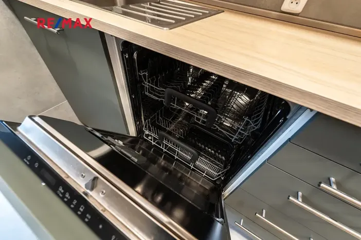 Pronájem bytu 2+1, Praha - Žižkov, Hartigova, 56 m2