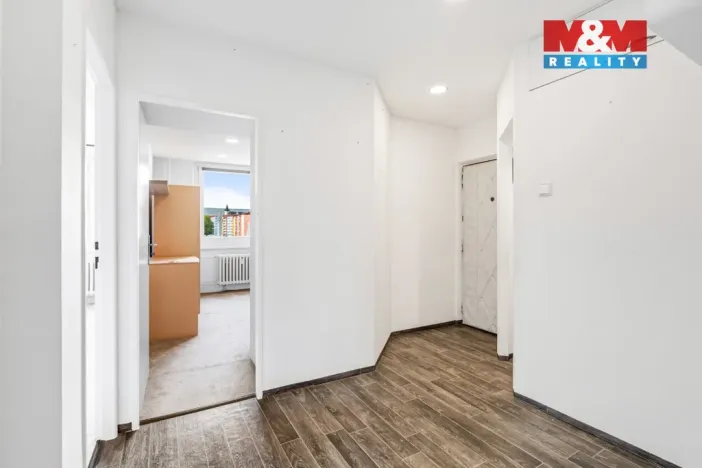 Prodej bytu 3+1, Teplice - Prosetice, Rovná, 67 m2