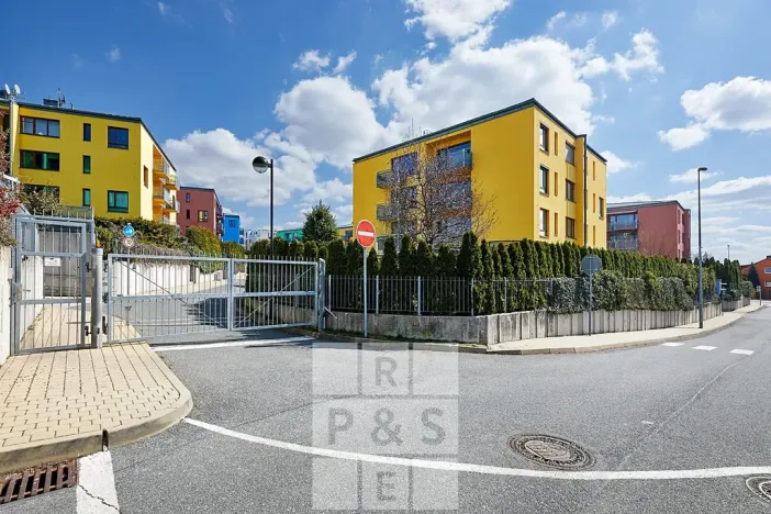 Pronájem bytu 3+kk, Praha - Řepy, Čistovická, 68 m2