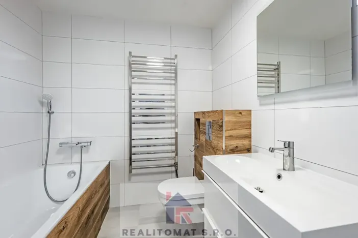 Prodej bytu 4+kk, Horoušany, Rubínová, 92 m2