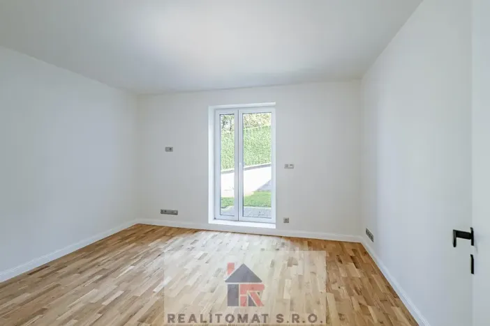 Prodej vily, Praha - Komořany, Pod lesem, 770 m2