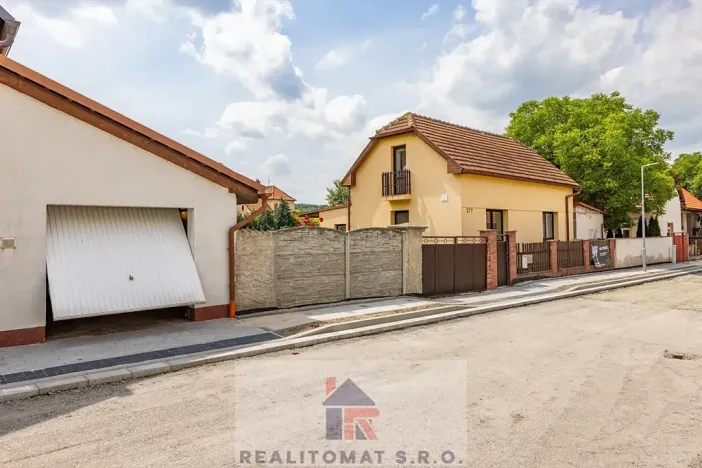 Prodej rodinného domu, Kounice, 130 m2