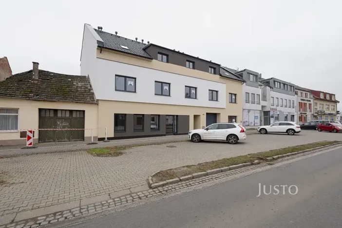 Pronájem bytu 2+kk, Staré Město, Hradišťská, 55 m2