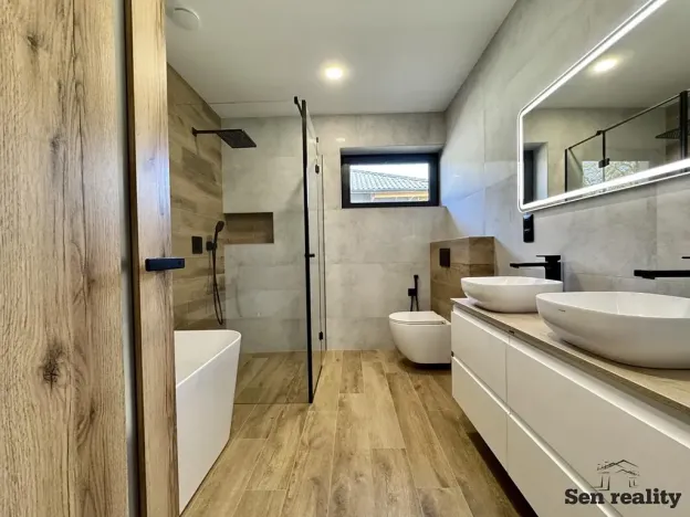 Prodej rodinného domu, Dašice, Za Barevnou, 120 m2