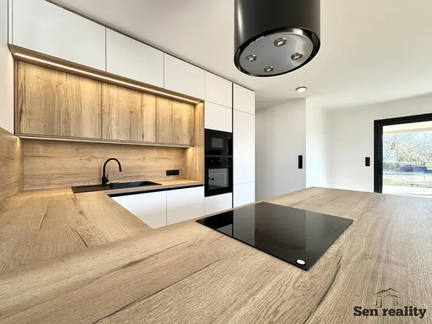 Prodej rodinného domu, Dašice, Za Barevnou, 120 m2