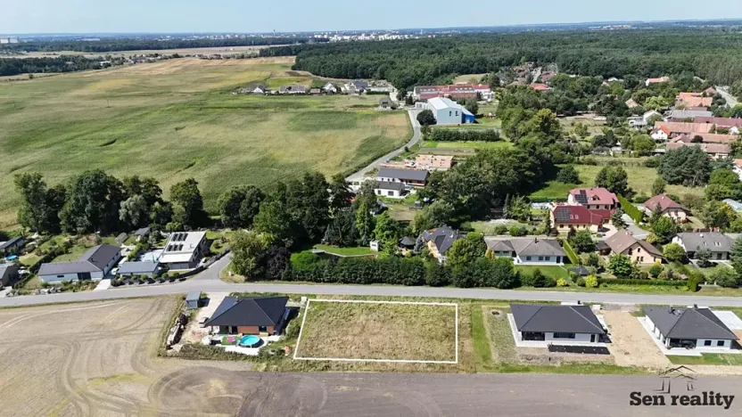 Prodej pozemku pro bydlení, Sezemice, 1100 m2
