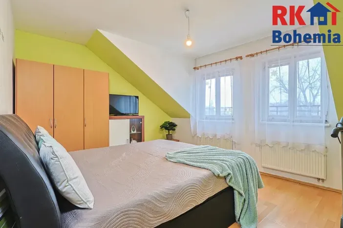 Prodej bytu 3+1, Český Brod, nám. Arnošta z Pardubic, 63 m2