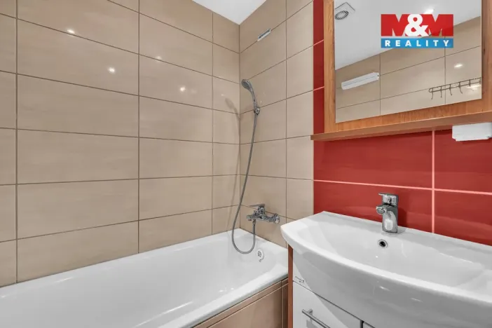 Prodej bytu 2+1, Přelouč, Studentská, 55 m2