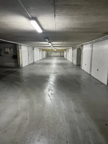 Pronájem garáže, Liberec, Ježkova, 15 m2