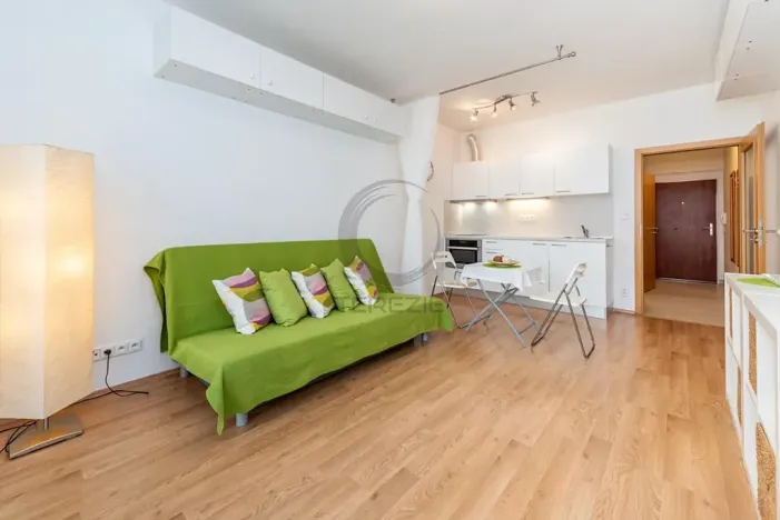 Prodej bytu 1+kk, Klášterec nad Ohří, Královéhradecká, 21 m2