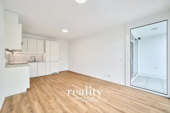 Pronájem bytu 2+kk, Znojmo, Jarošova, 46 m2