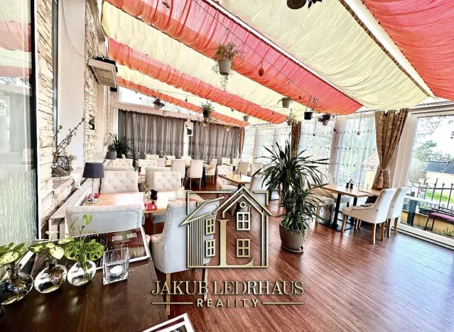 Pronájem restaurace, Roztoky, Lidická, 400 m2