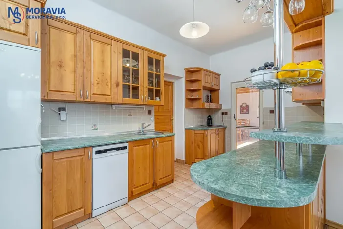 Prodej rodinného domu, Vysoké nad Jizerou, Bozkovská, 310 m2