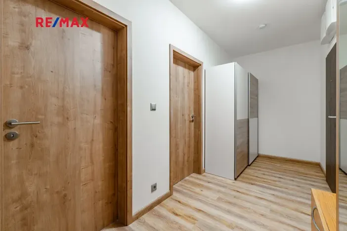 Prodej bytu 2+kk, České Budějovice, České Vrbné, 77 m2