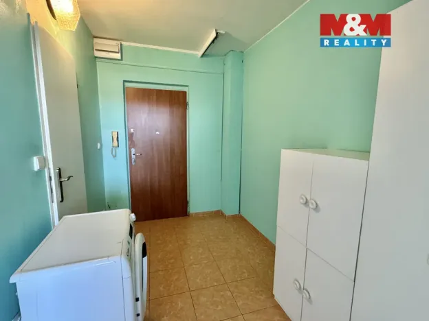 Pronájem bytu 2+kk, Kladno - Kročehlavy, Lacinova, 40 m2