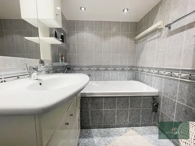 Prodej bytu 3+1, Plzeň, Manětínská, 70 m2