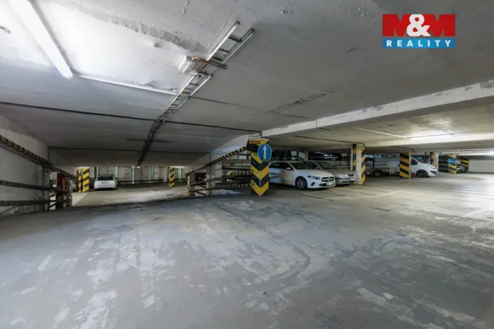 Prodej garážového stání, Praha - Krč, Štúrova, 15 m2