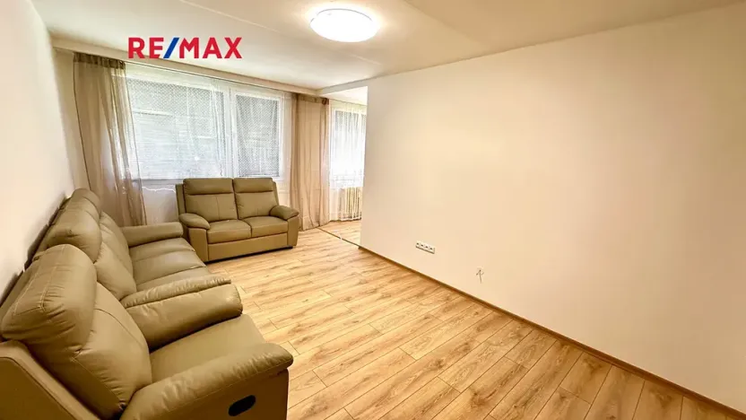 Pronájem bytu 3+1, Kladno, Litevská, 66 m2