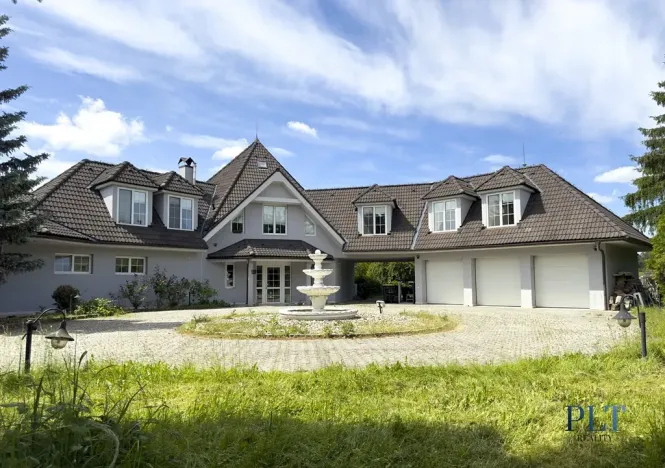 Pronájem vily, Babice, Starobabická, 728 m2