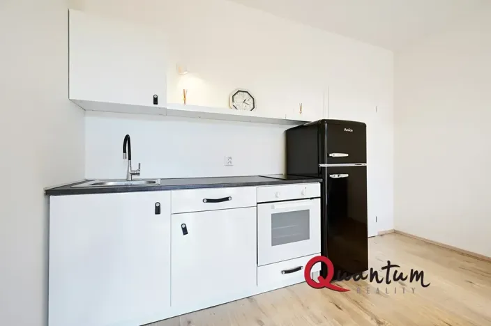 Prodej bytu 1+kk, Praha - Krč, Budějovická, 25 m2