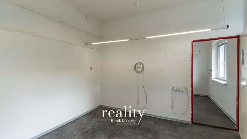 Pronájem výrobních prostor, Šebrov-Kateřina, 243 m2