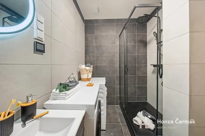 Prodej bytu 3+kk, Olomouc, Velkomoravská, 67 m2