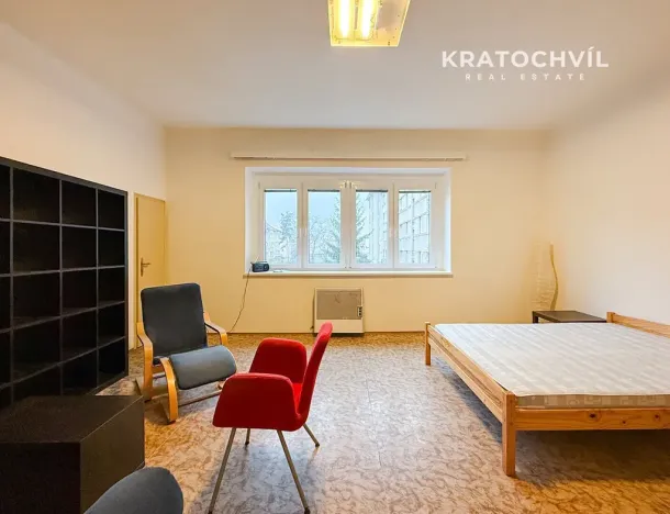 Pronájem bytu 1+kk, Praha - Nusle, Na Veselí, 42 m2