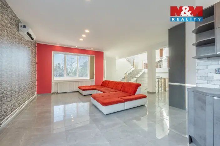 Prodej rodinného domu, Praha - Újezd nad Lesy, Velimská, 250 m2