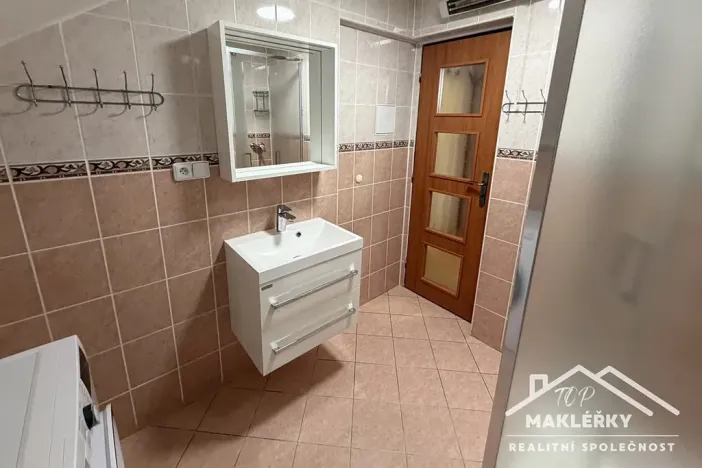 Pronájem bytu 1+1, Kutná Hora, Pobřežní, 35 m2