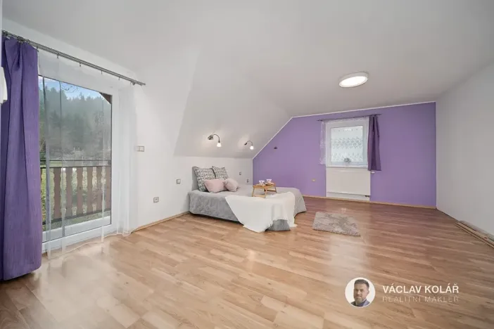 Prodej rodinného domu, Pecka, 176 m2