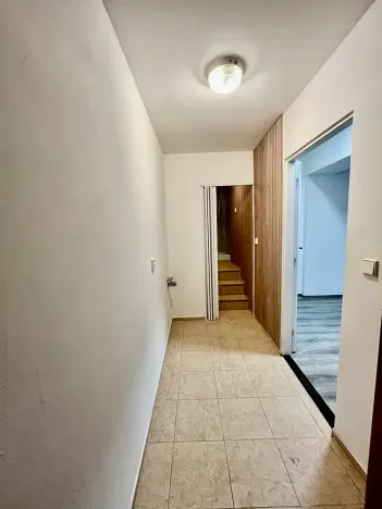 Pronájem bytu 1+kk, Praha - Hloubětín, 35 m2
