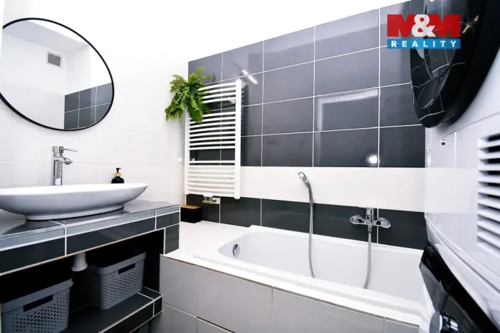 Prodej bytu 3+1, Roudnice nad Labem, třída T. G. Masaryka, 67 m2