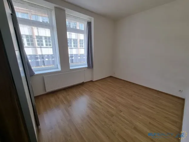 Pronájem bytu 2+kk, Náchod, Na Letné, 64 m2