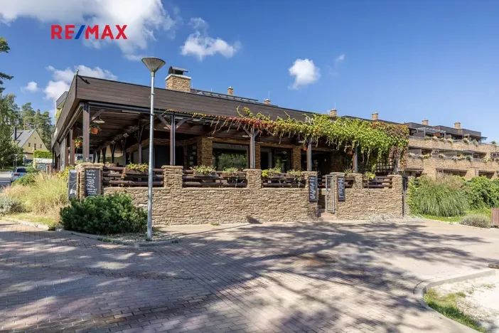 Prodej restaurace, Doksy, Přístavní, 174 m2